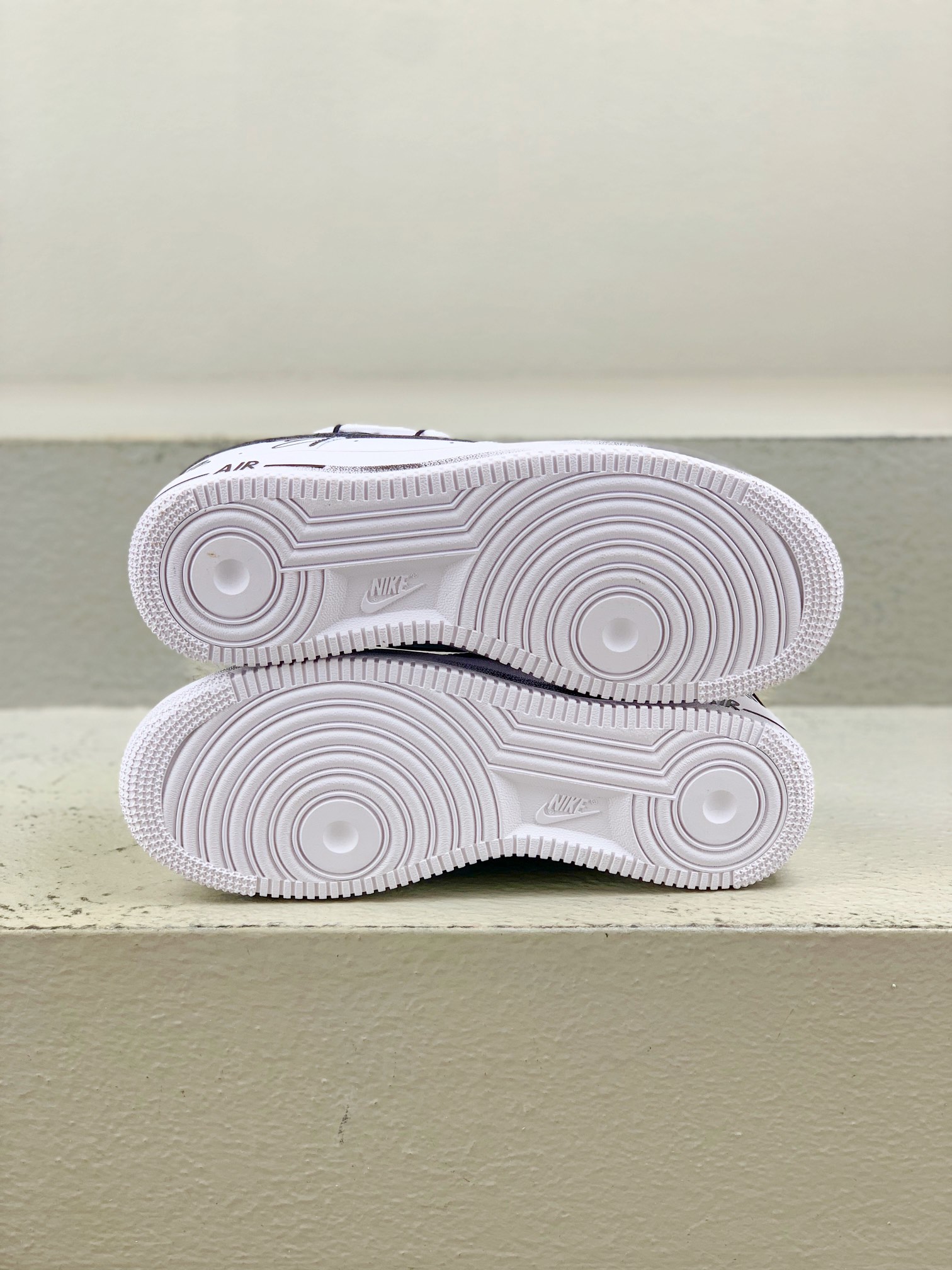 Nike Basic Shoes L-s