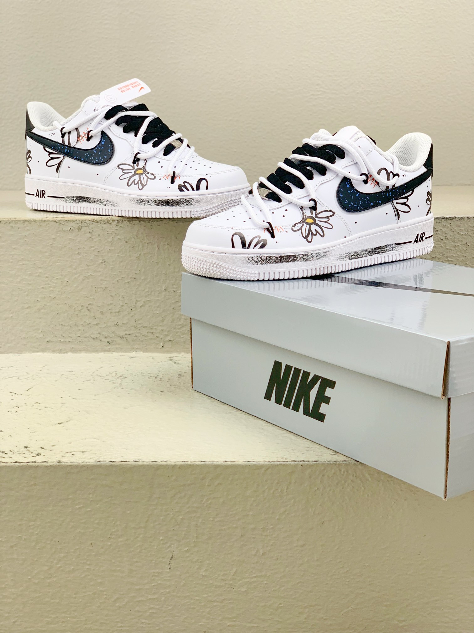 Nike Basic Shoes L-s