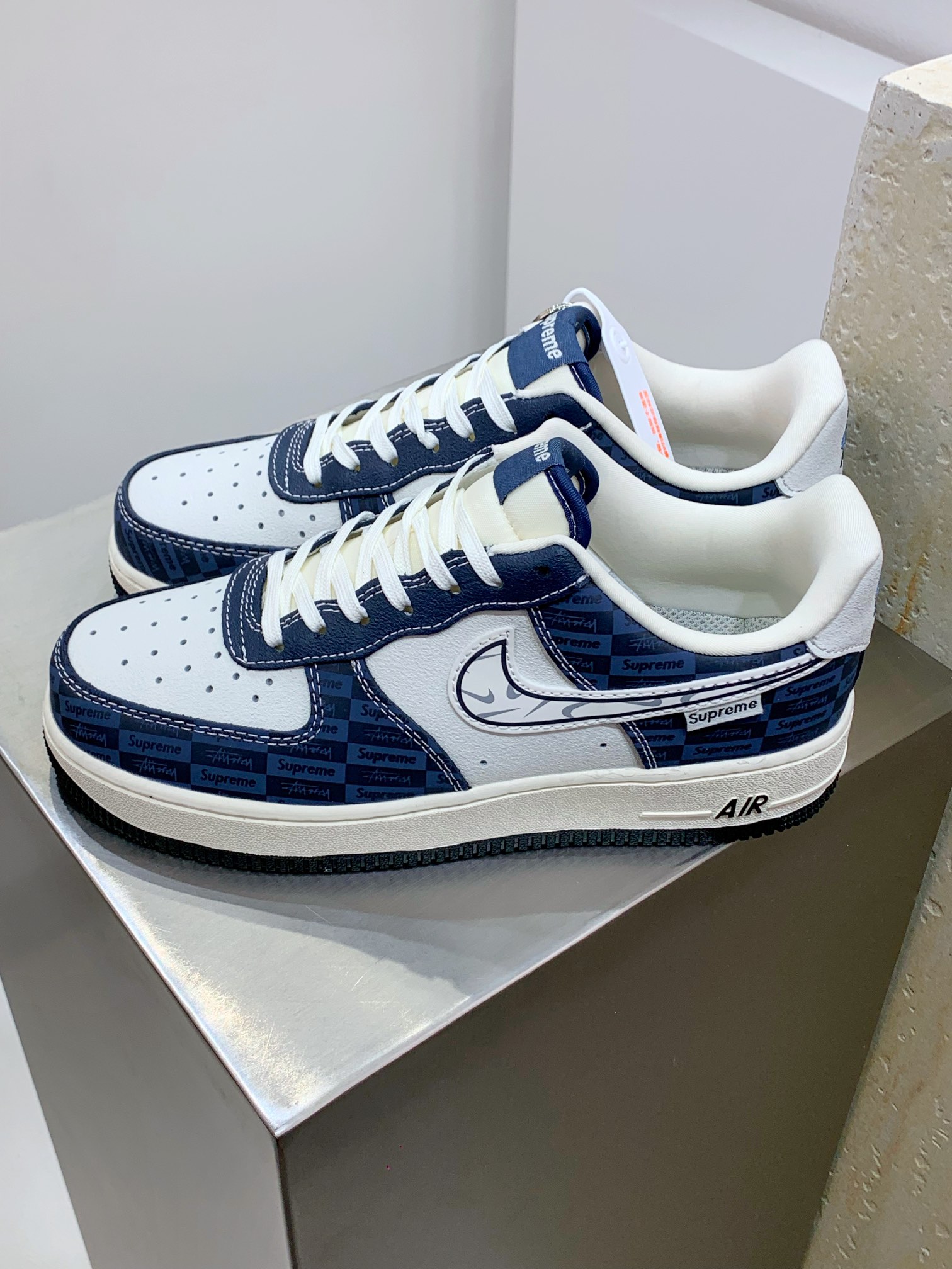 Nike Supreme Board Shoes M-l-s