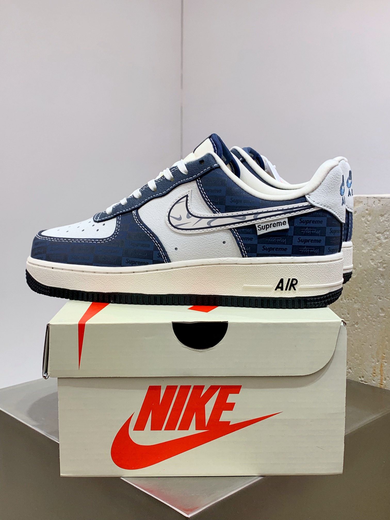 Nike Supreme Board Shoes M-l-s