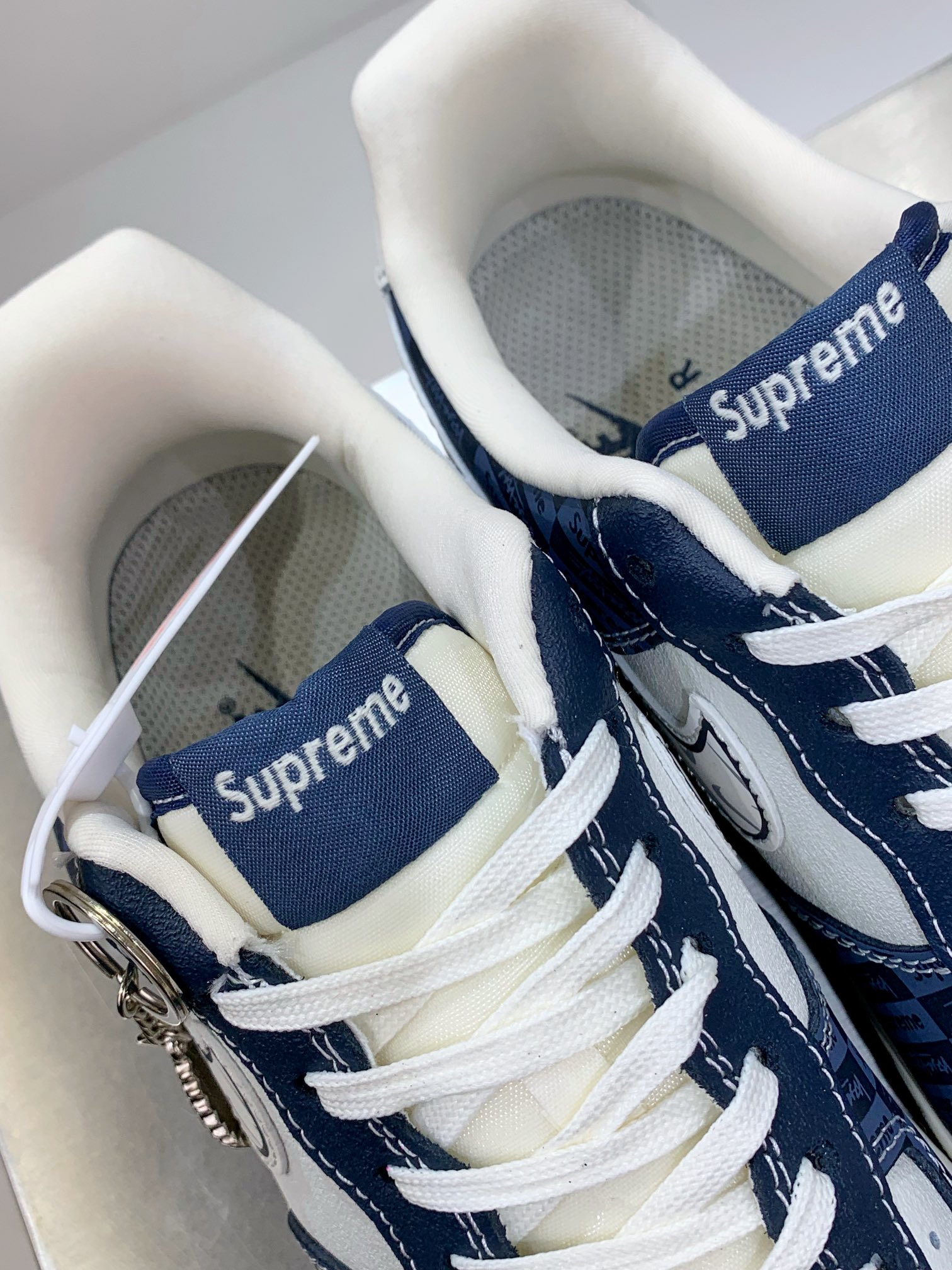 Nike Supreme Board Shoes M-l-s