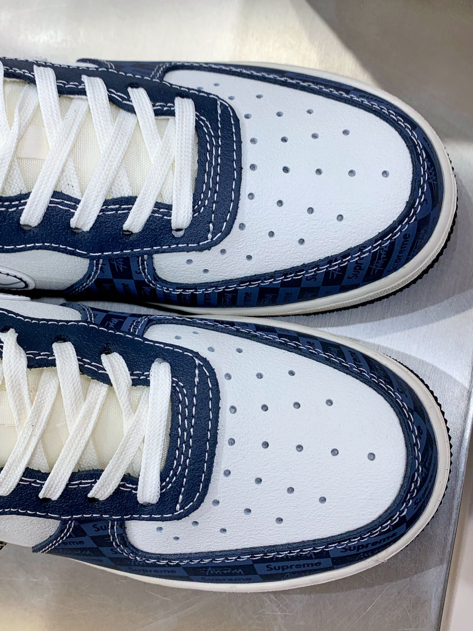 Nike Supreme Board Shoes M-l-s