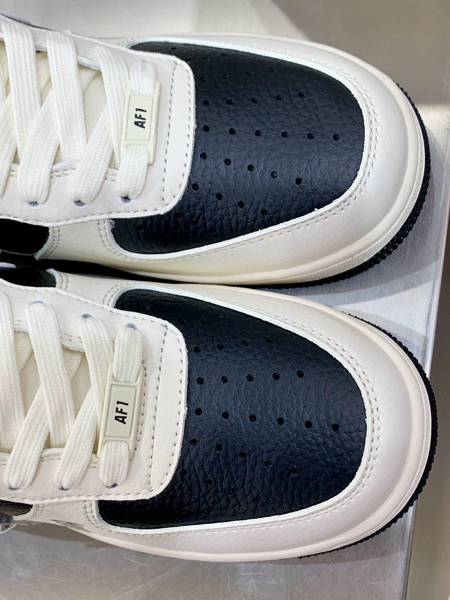 Burberry Nike Board Shoes L