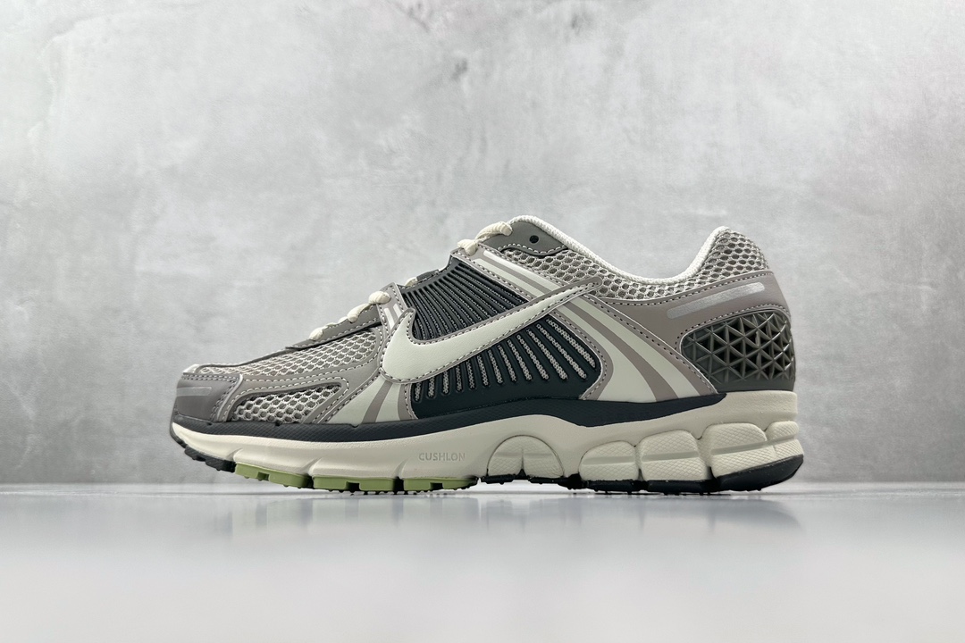 Nike Basic Shoes Black M