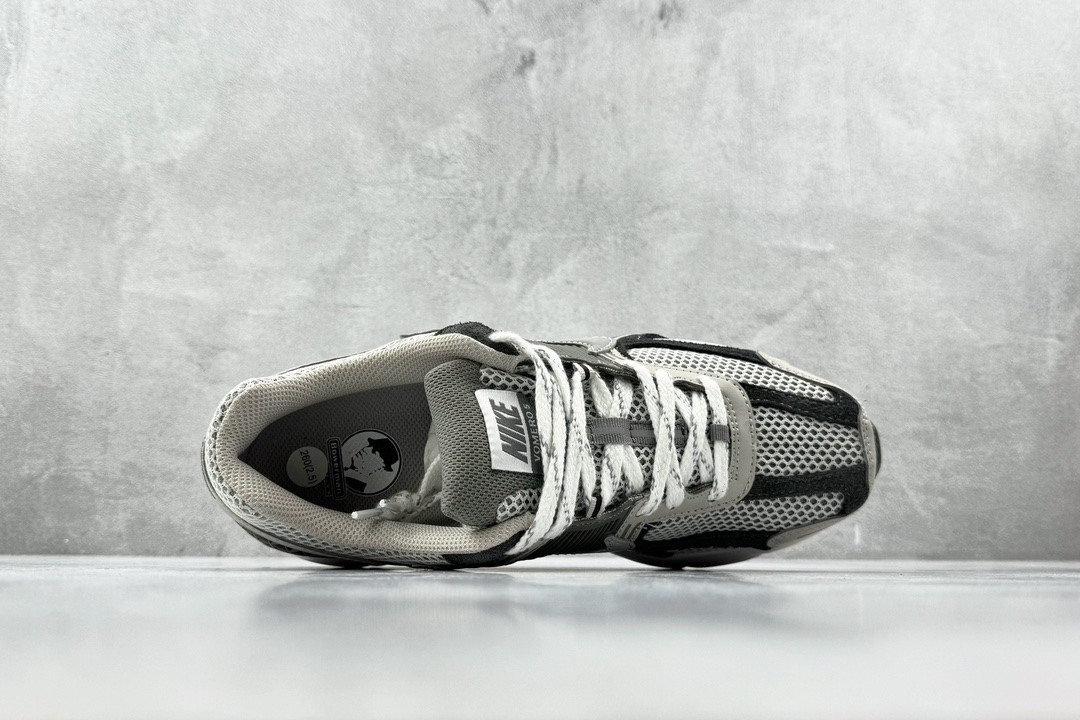 Nike Basic Shoes Gray M