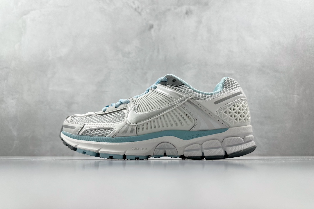 Nike Basic Shoes Blue M