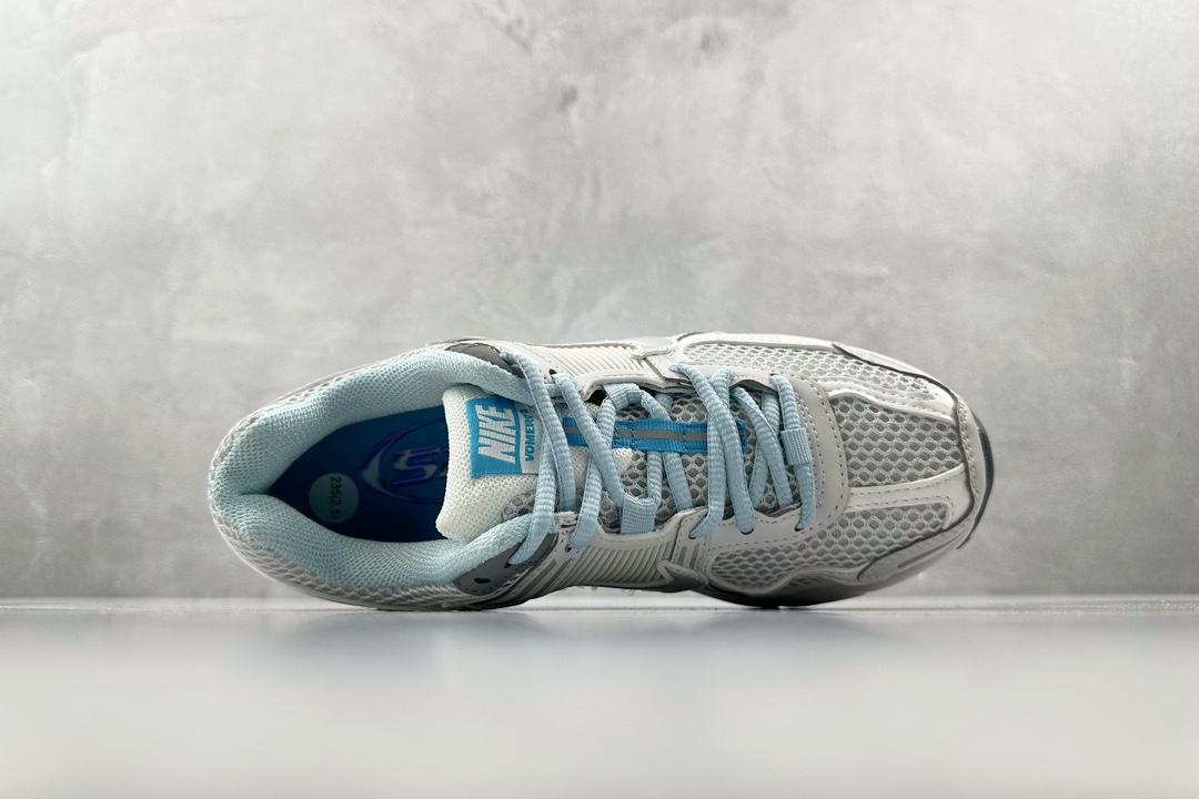 Nike Basic Shoes Blue M