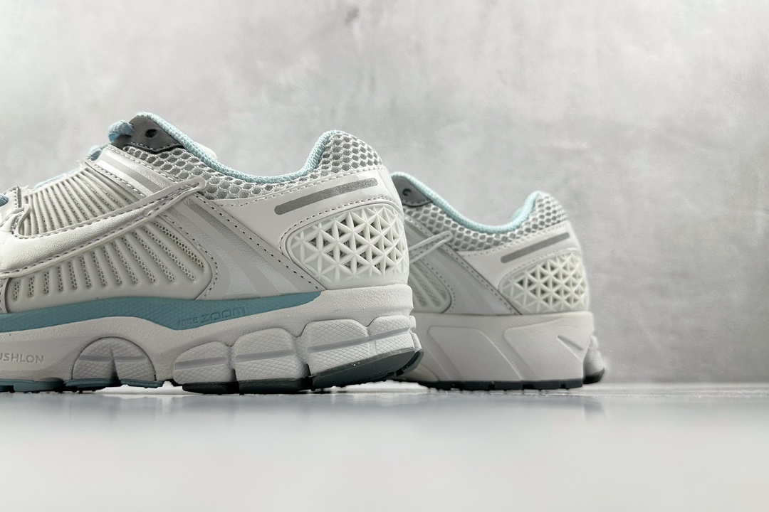 Nike Basic Shoes Blue M