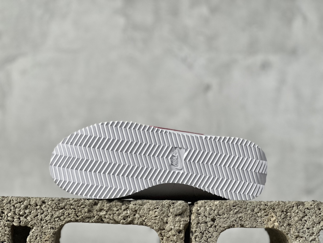 Nike Running Shoes L-s