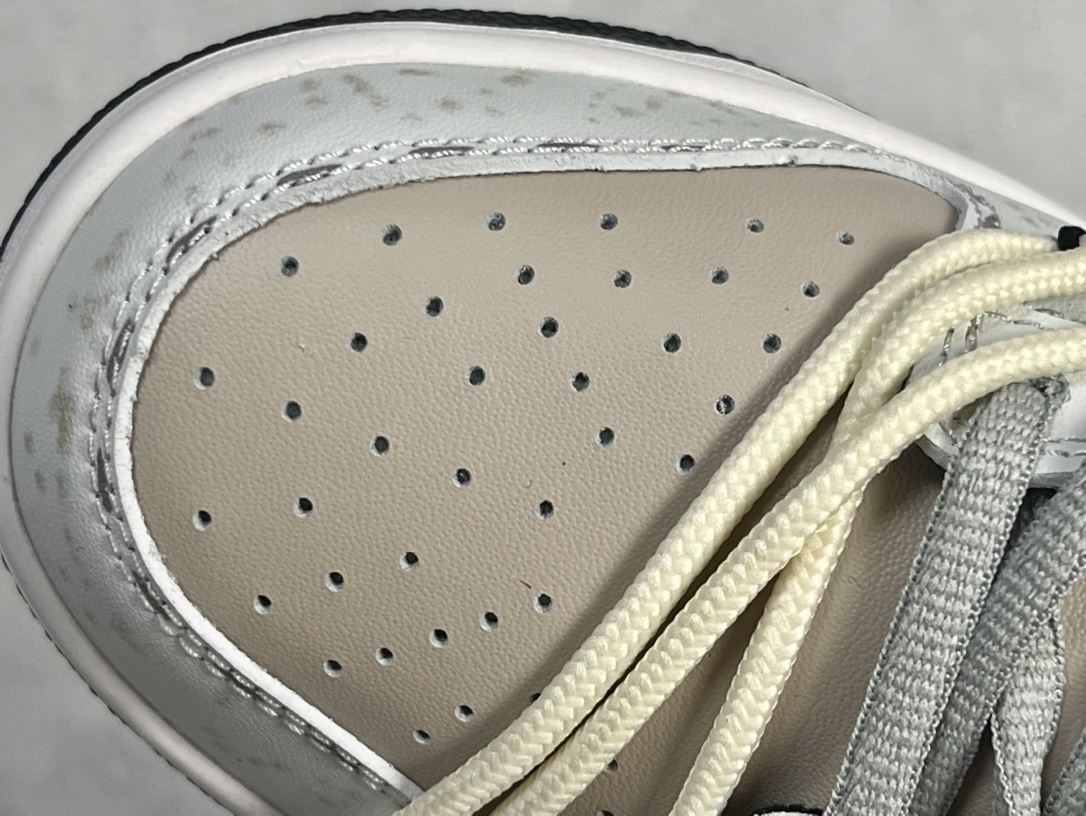 Nike Board Shoes Gray L-s