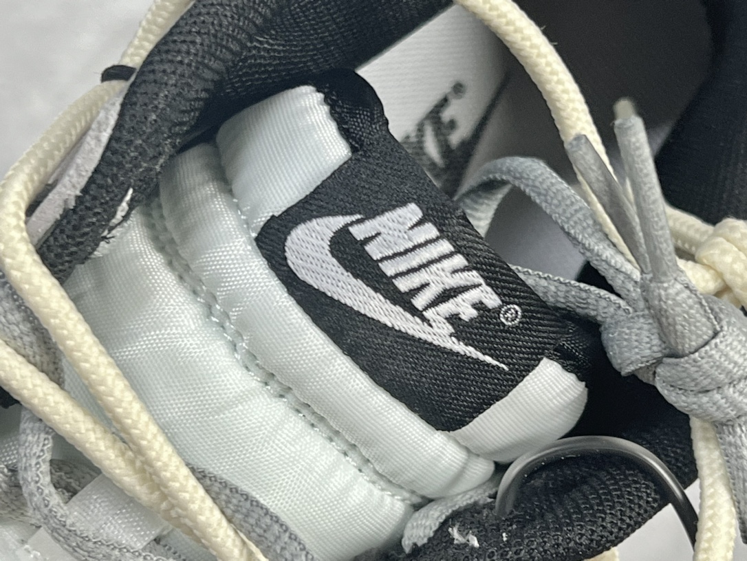 Nike Board Shoes Gray L-s