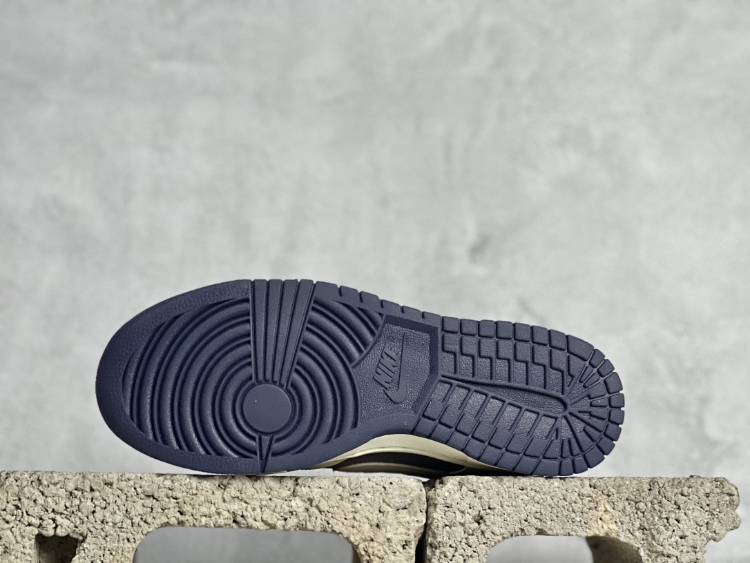 Nike Board Shoes L-s