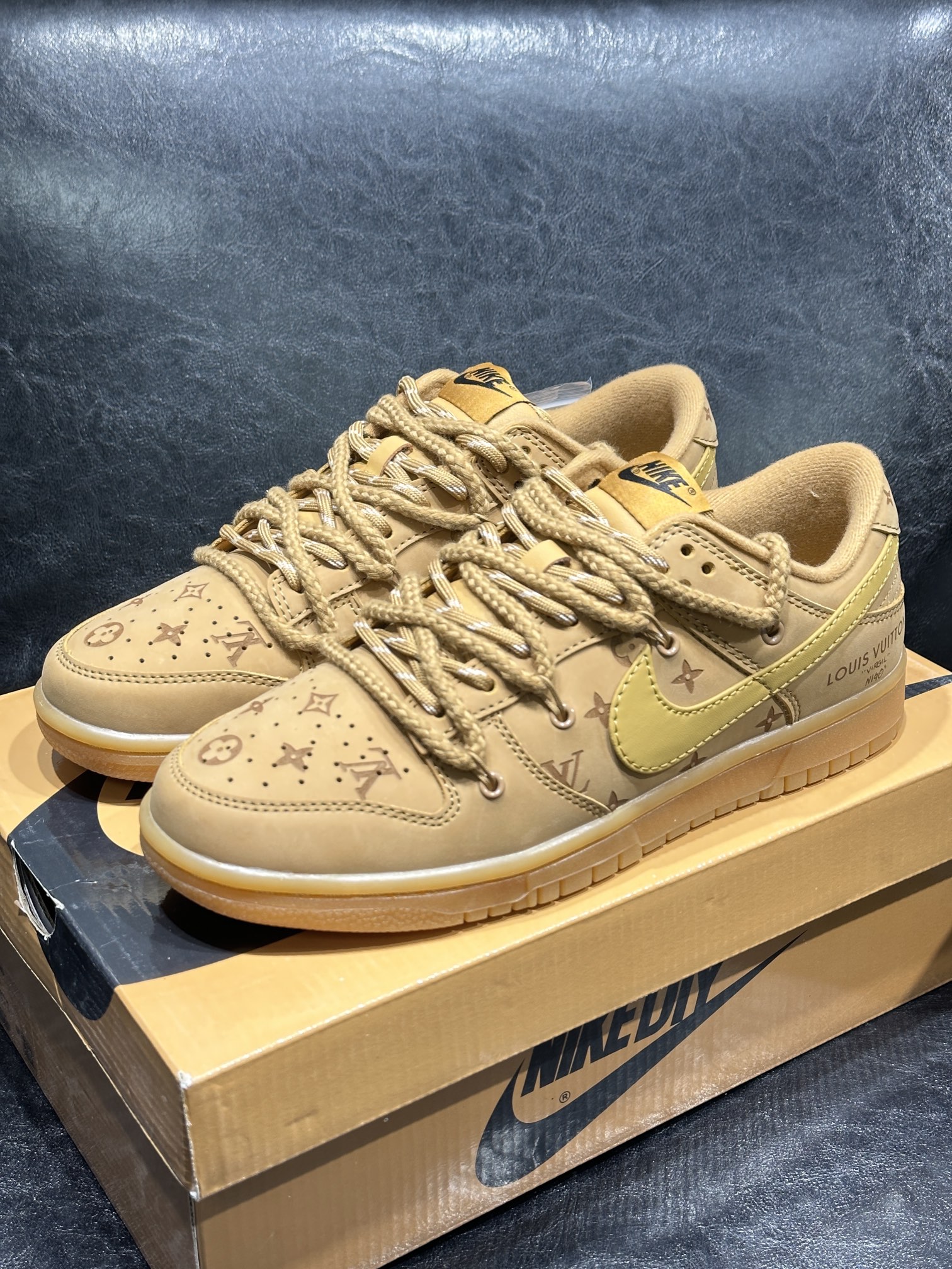 Nike Couple Basic Shoes L