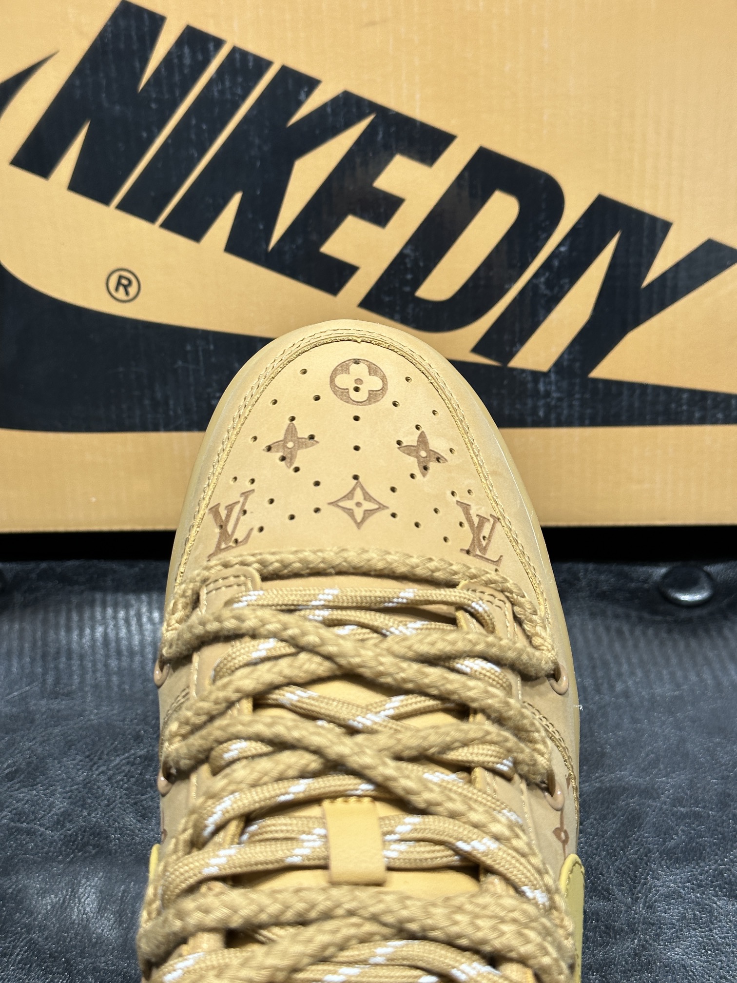 Nike Couple Basic Shoes L