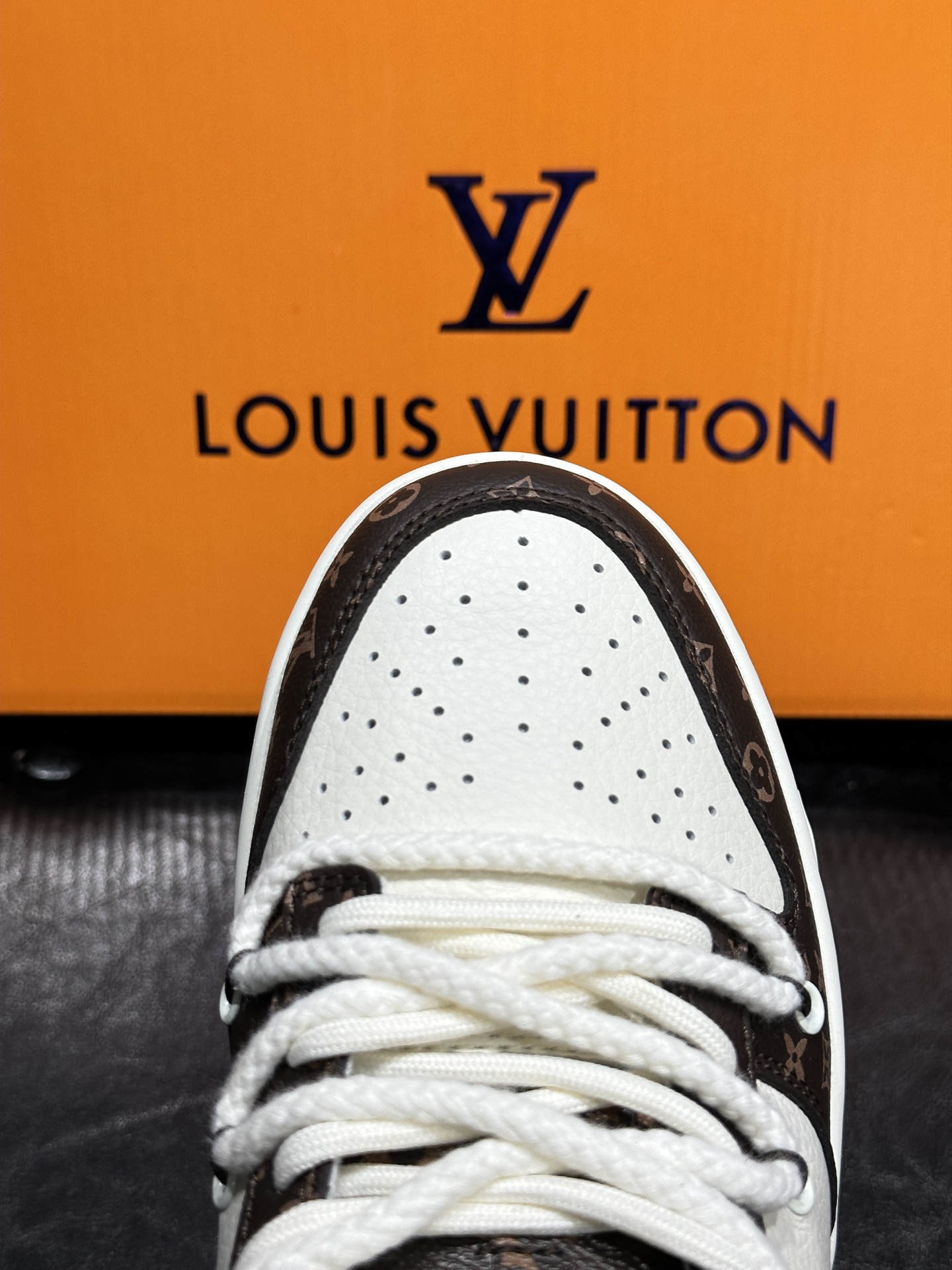 Nike Couple Basic Shoes L