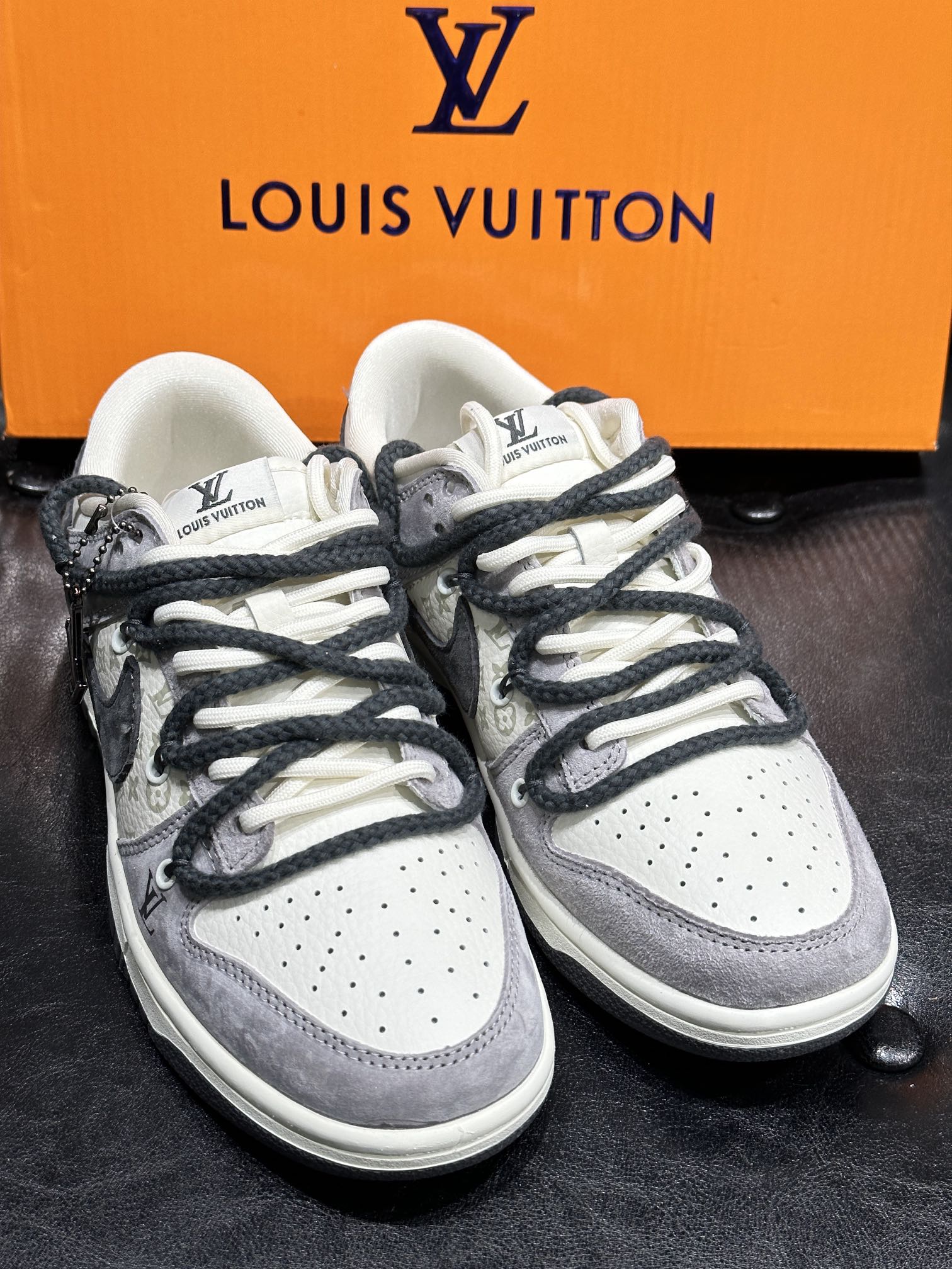 Nike Couple Basic Shoes L