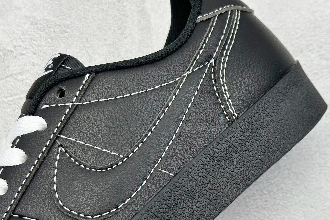 Nike Board Shoes White L-s