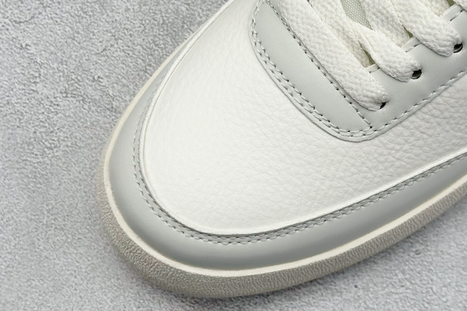 Nike Board Shoes White L-s