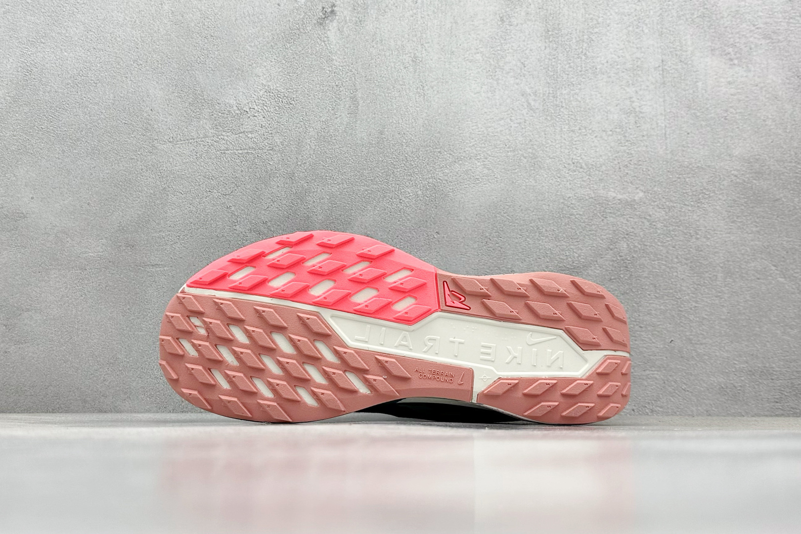 Nike Running Shoes Breathable L-s