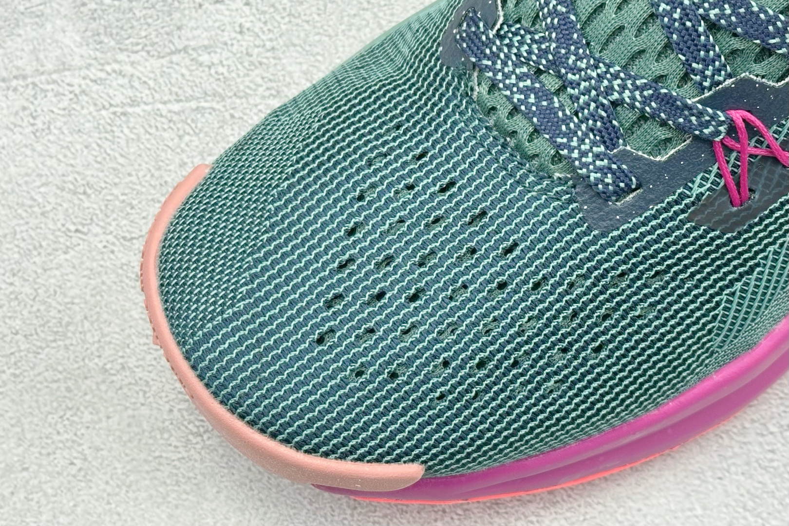 Nike Running Shoes Breathable L-s