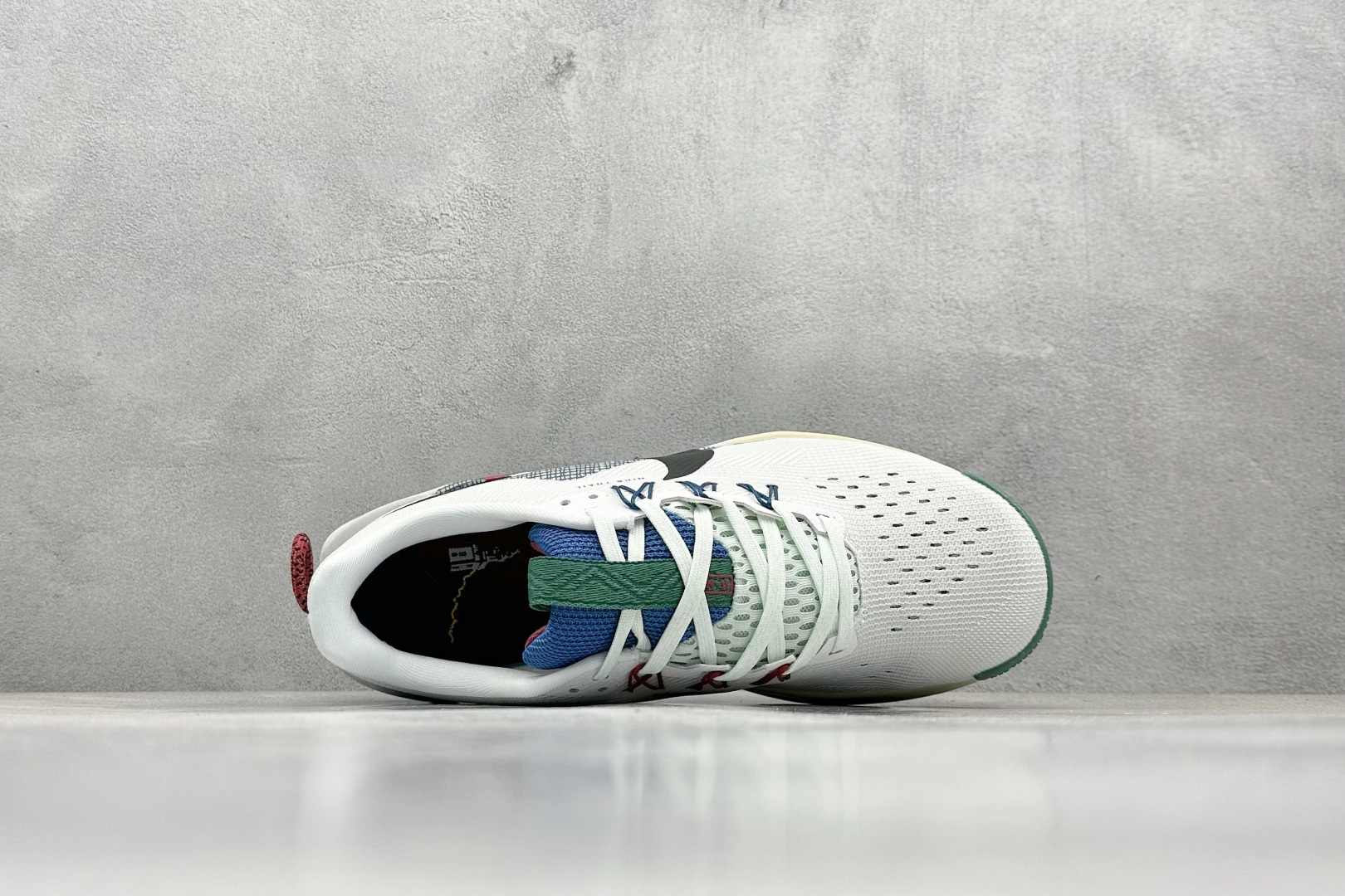 Nike Running Shoes Breathable L-s