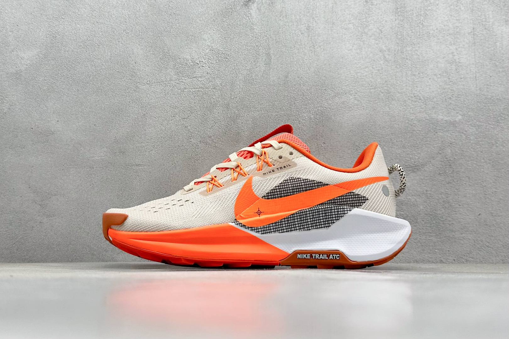 Nike Running Shoes Breathable L-s