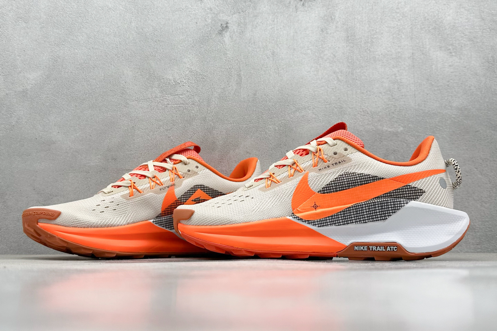 Nike Running Shoes Breathable L-s