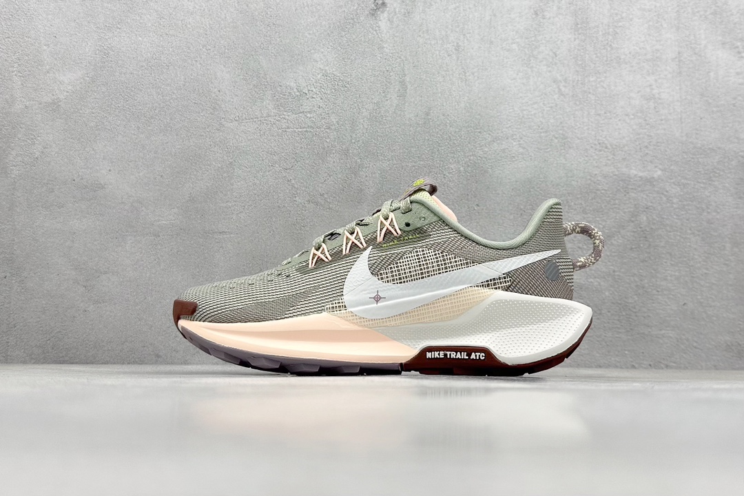 Nike Basic Shoes L-s