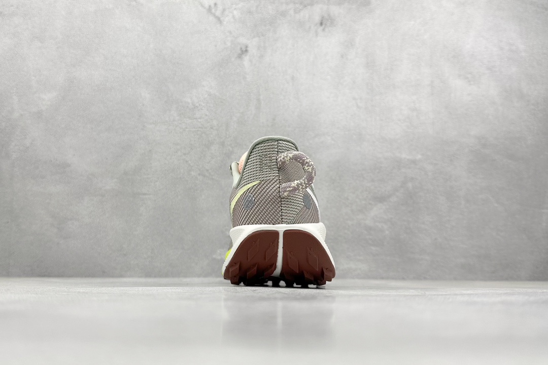 Nike Basic Shoes L-s