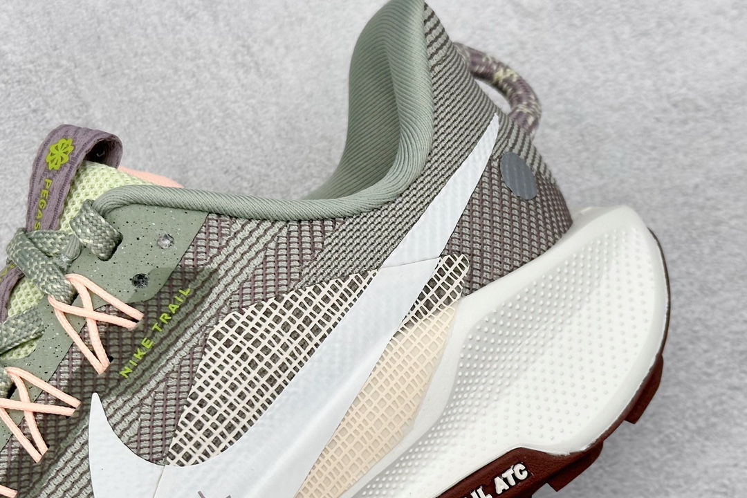 Nike Basic Shoes L-s