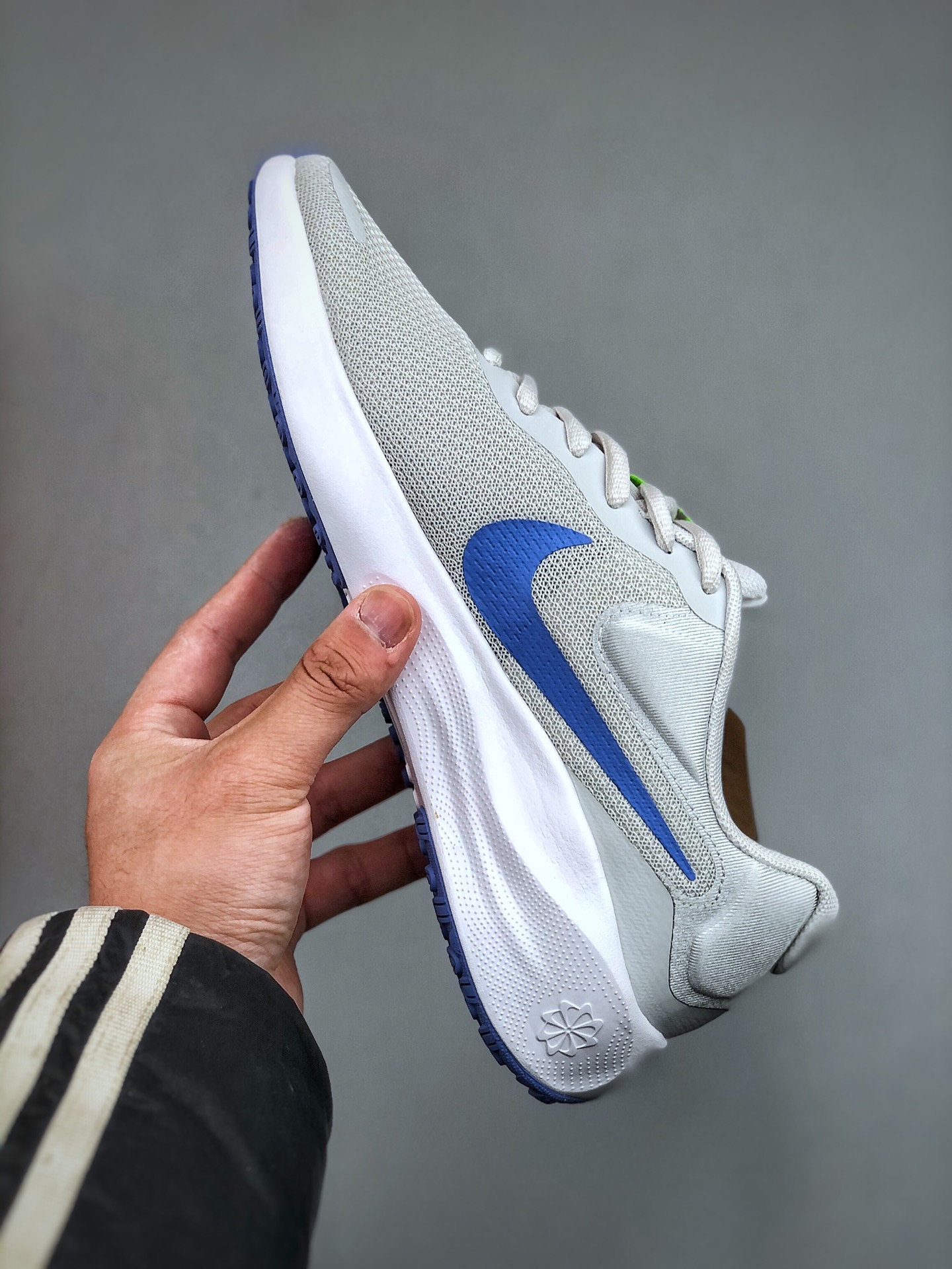 Nike Basic Shoes L