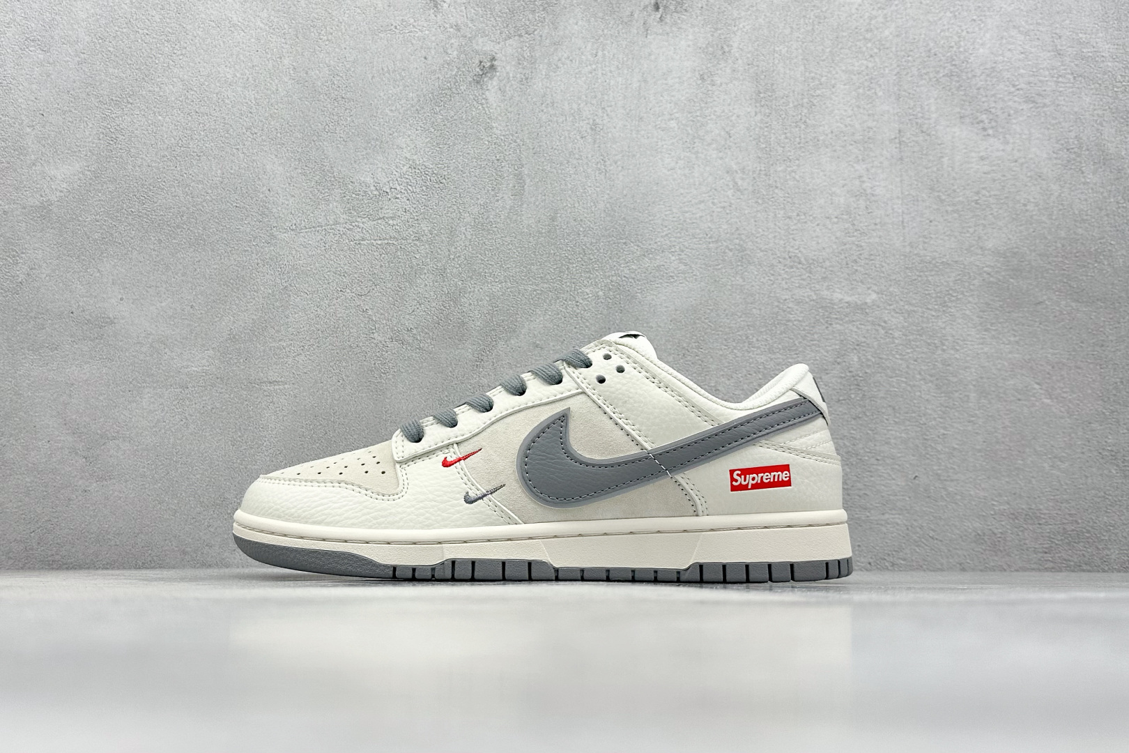 Nike Supreme Board Shoes M-l-s