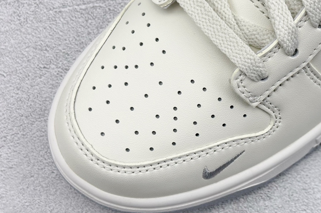 Nike Supreme Basic Shoes M-l-s