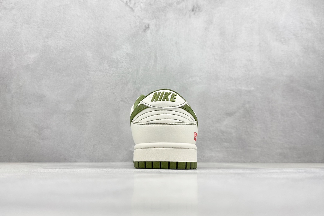 Nike Supreme Basic Shoes M-l-s