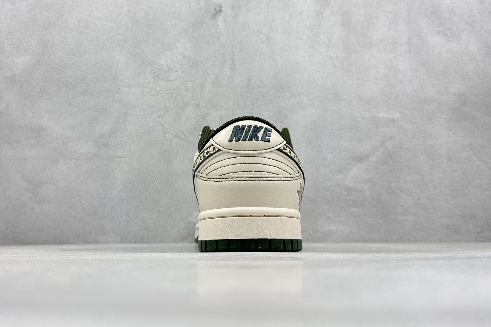 Dolce Gabbana Nike The North Face Board Shoes M-l-s