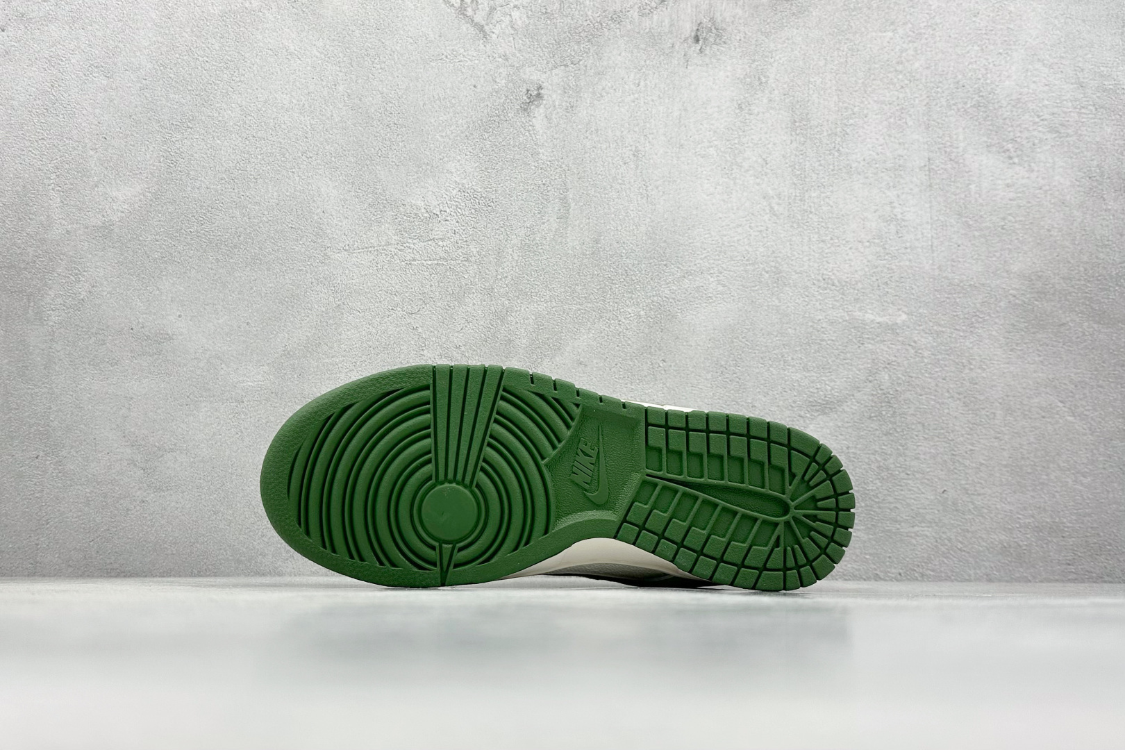 Gucci Nike Board Shoes L-s