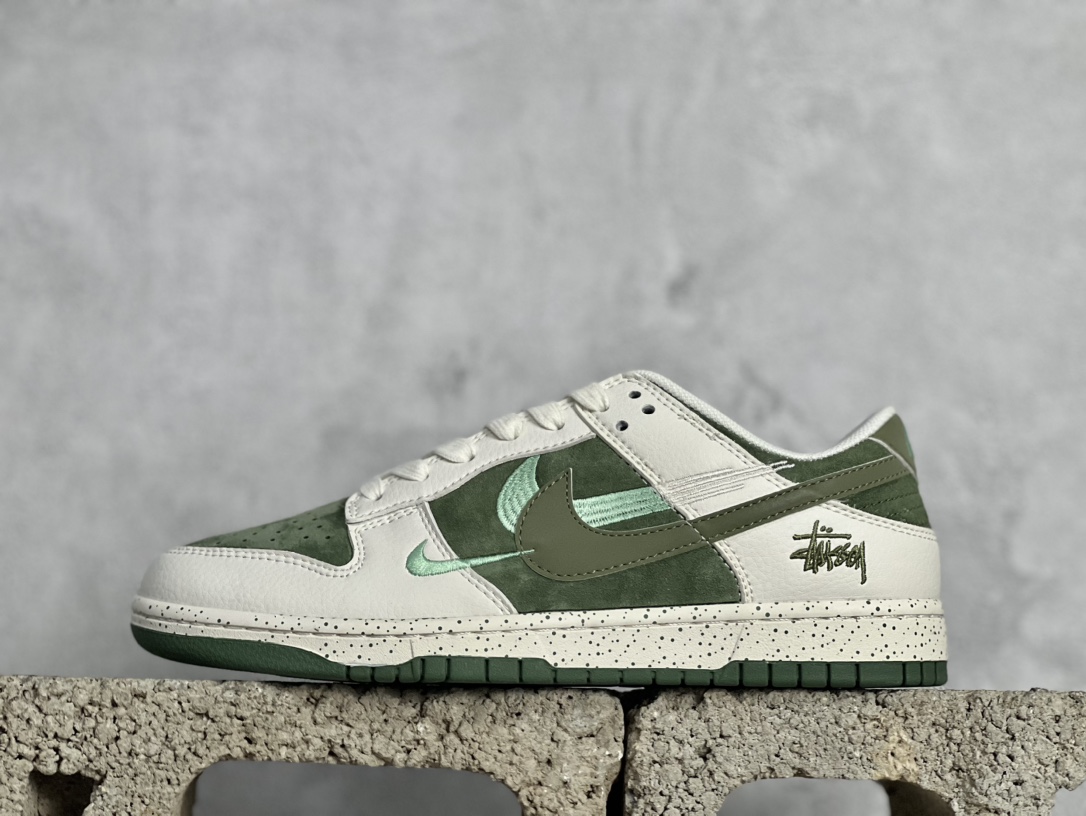 Nike Board Shoes L-s