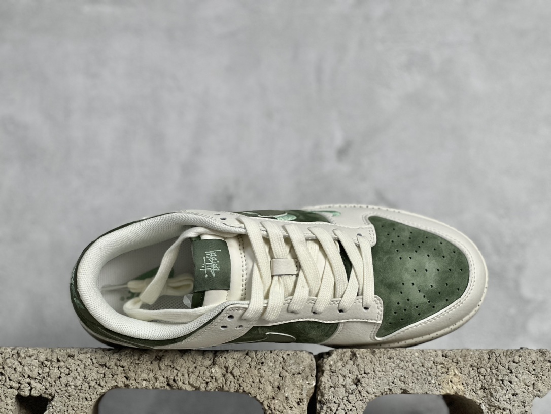 Nike Board Shoes L-s