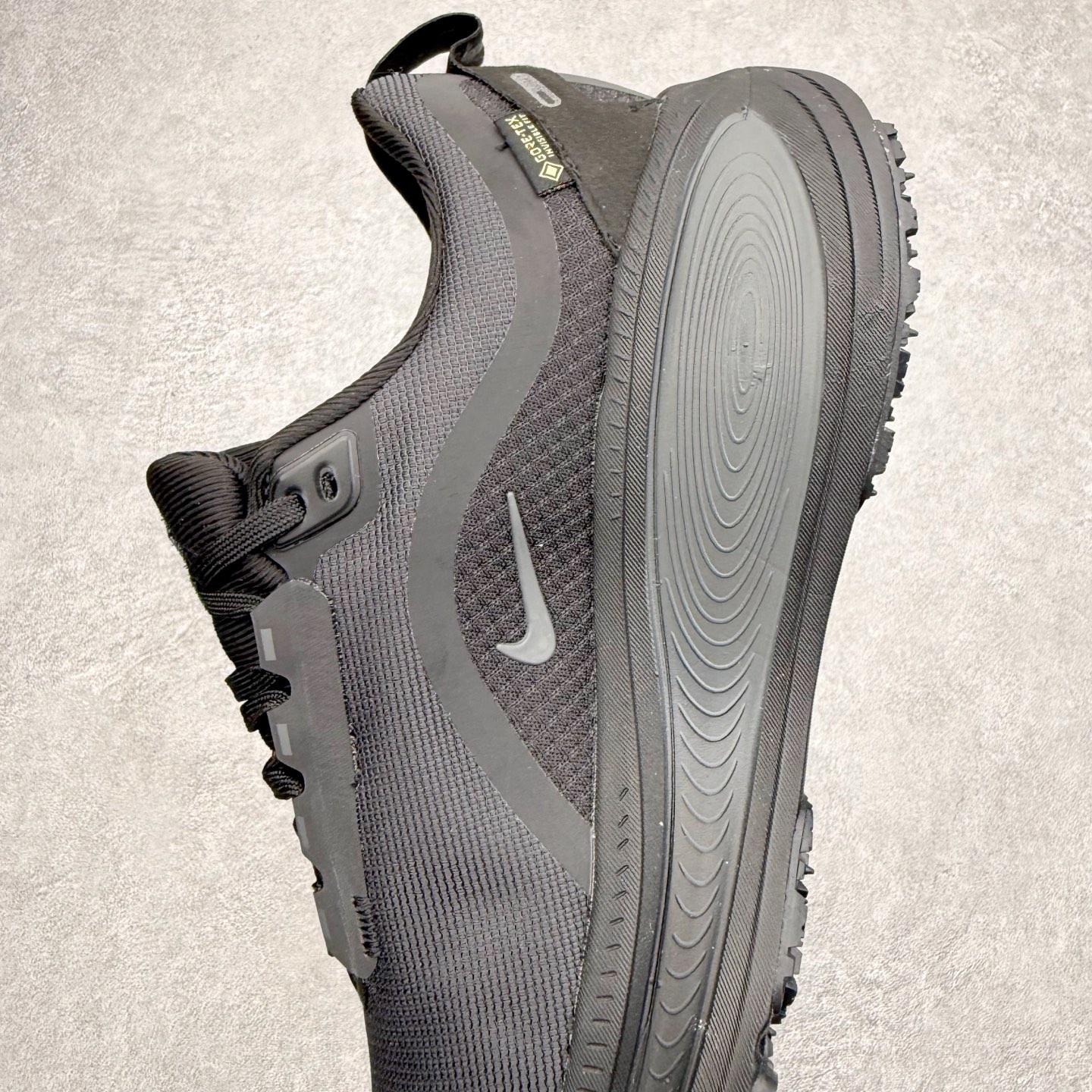 Nike Basic Shoes Mesh M-s