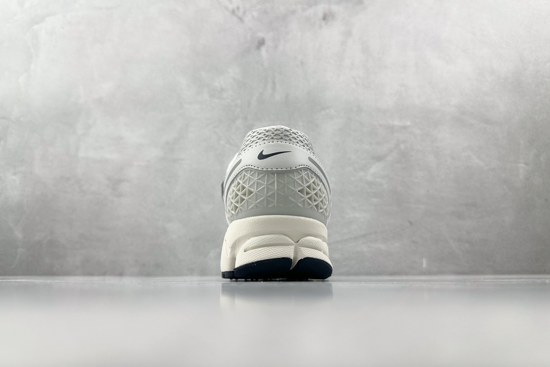 Nike Basic Shoes White M-s