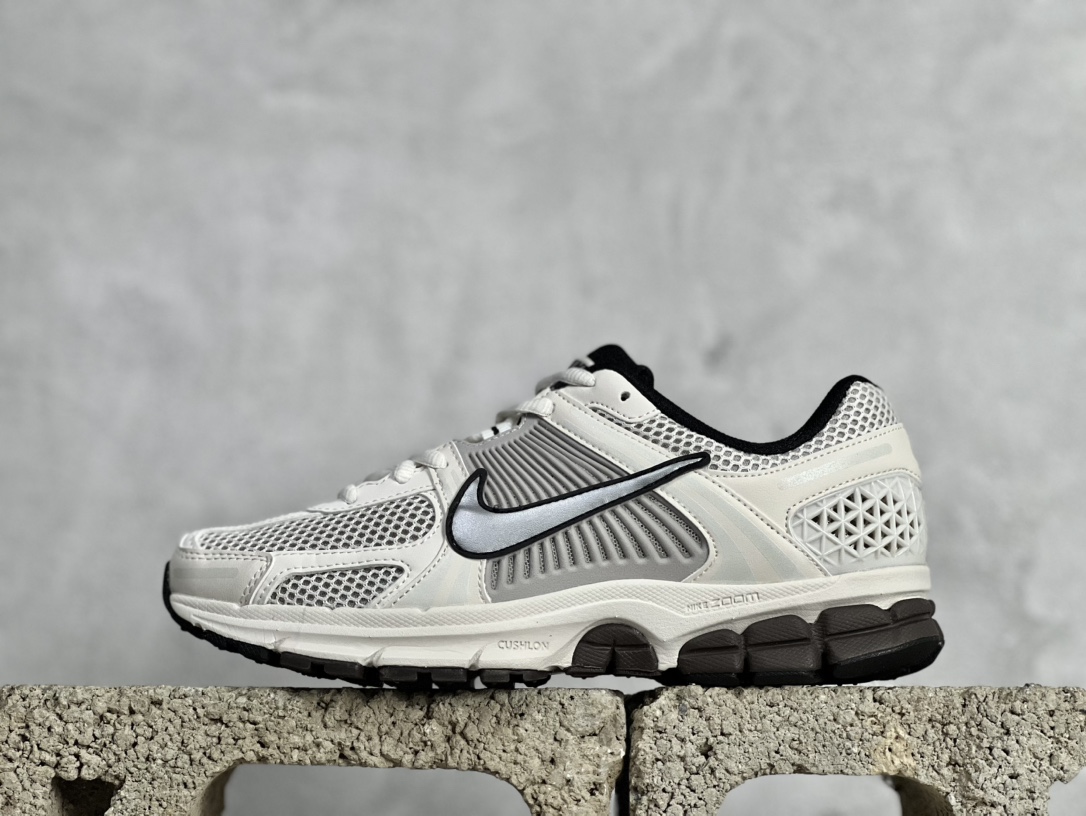 Nike Running Shoes M-s