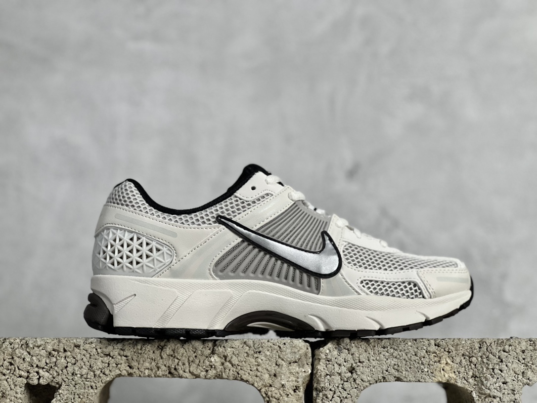 Nike Running Shoes M-s