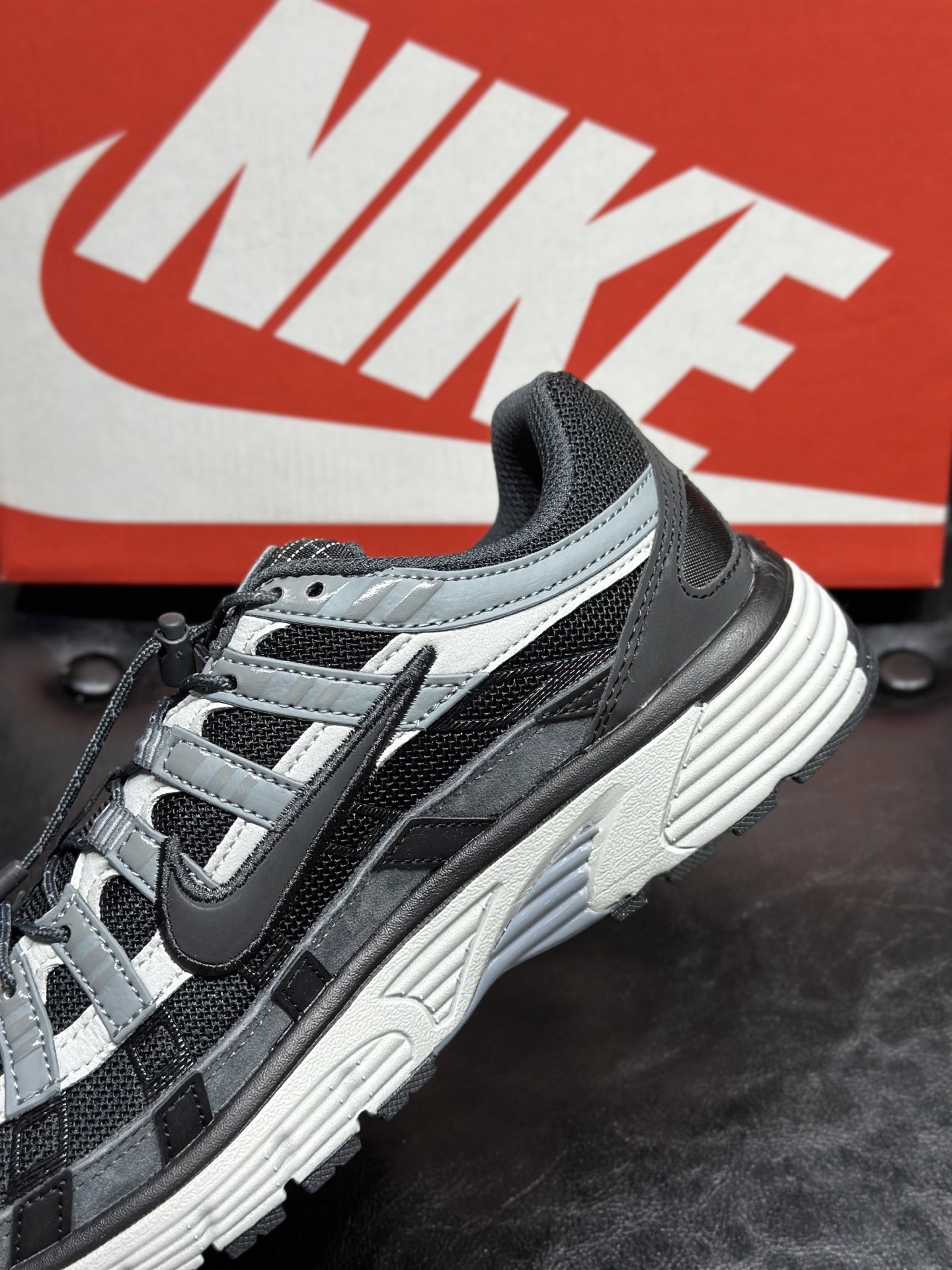 Nike Male Basic Shoes Breathable S