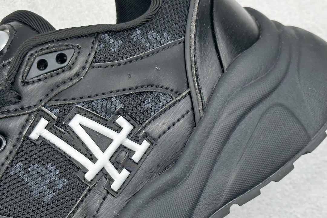 Nike Male Basic Shoes M-l-s