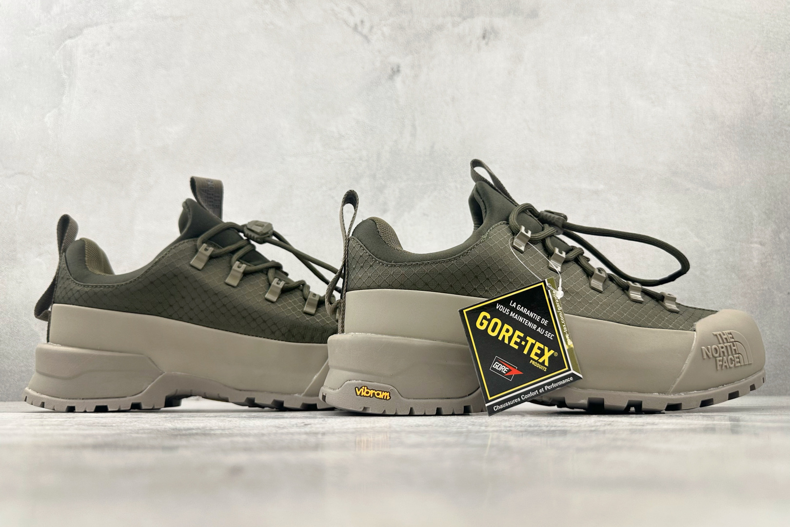 The North Face Basic Shoes L-s