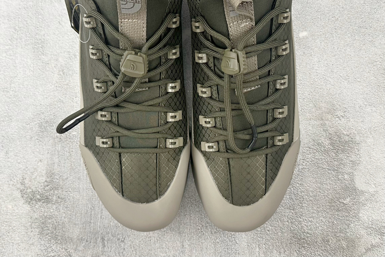 The North Face Basic Shoes L-s