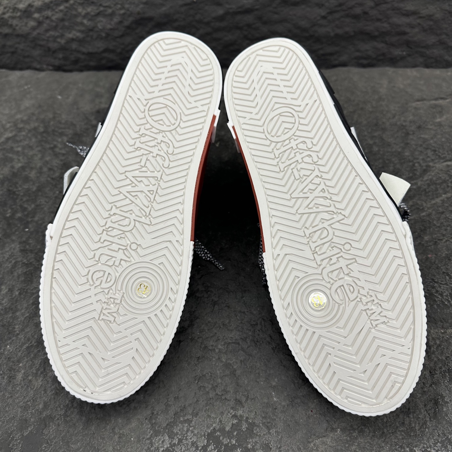 Male Sneakers Black L-s