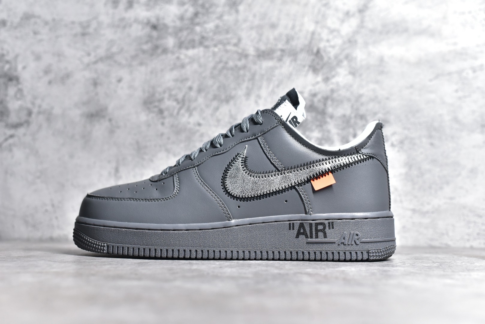 Nike Basic Shoes Gray L