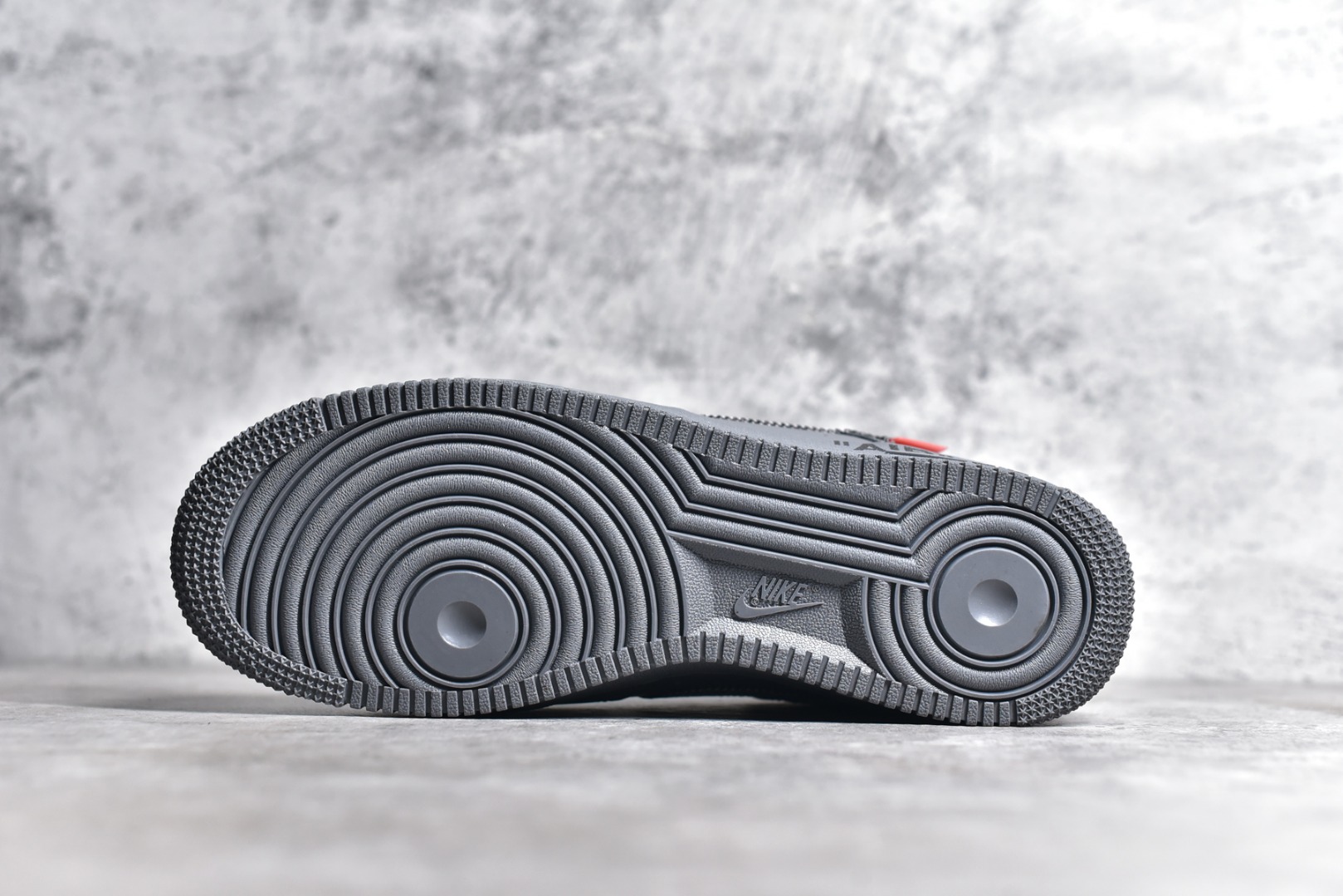 Nike Basic Shoes Gray L