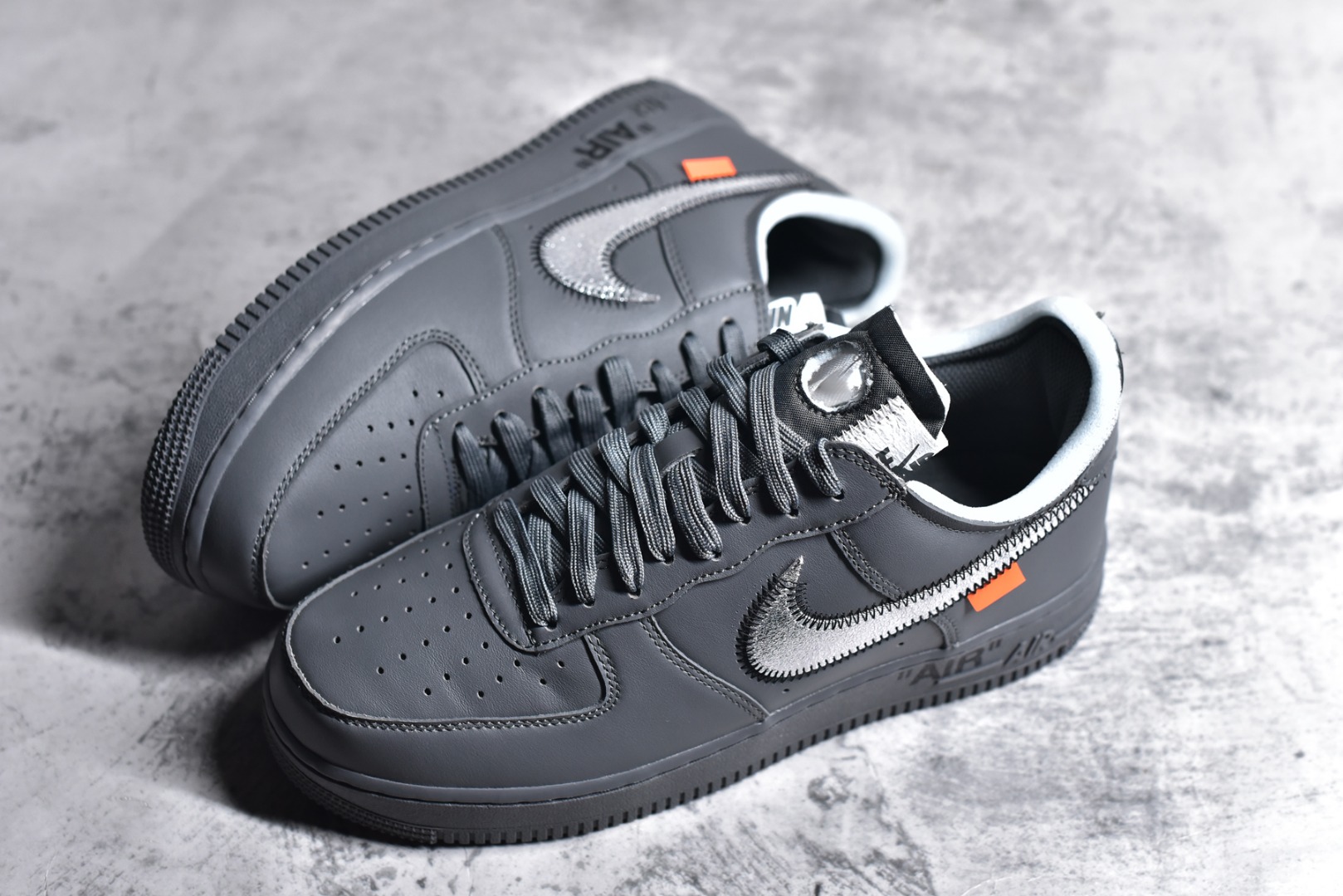 Nike Basic Shoes Gray L